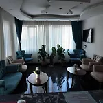 فندق مبيت وإفطار Aydin Otel