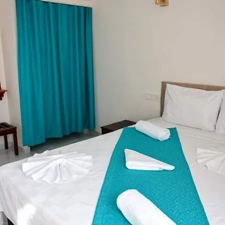 Alojamento de Acomodação e Pequeno-almoço Aydin Otel